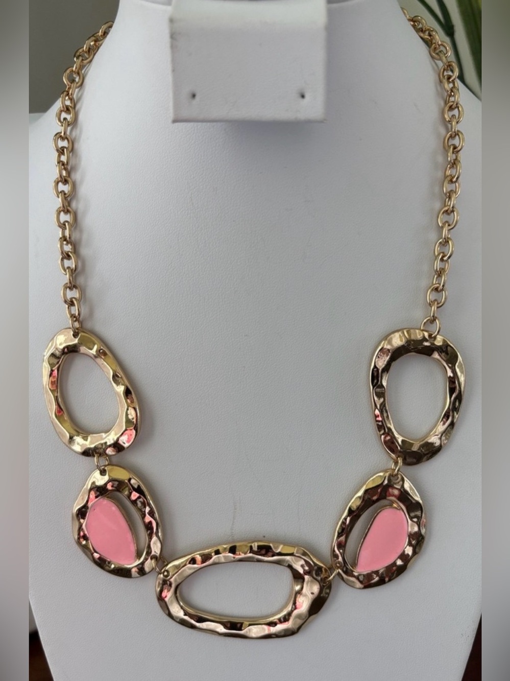 Laura Ford Hammered Open irregular-shaped links & pink enamel inlay
